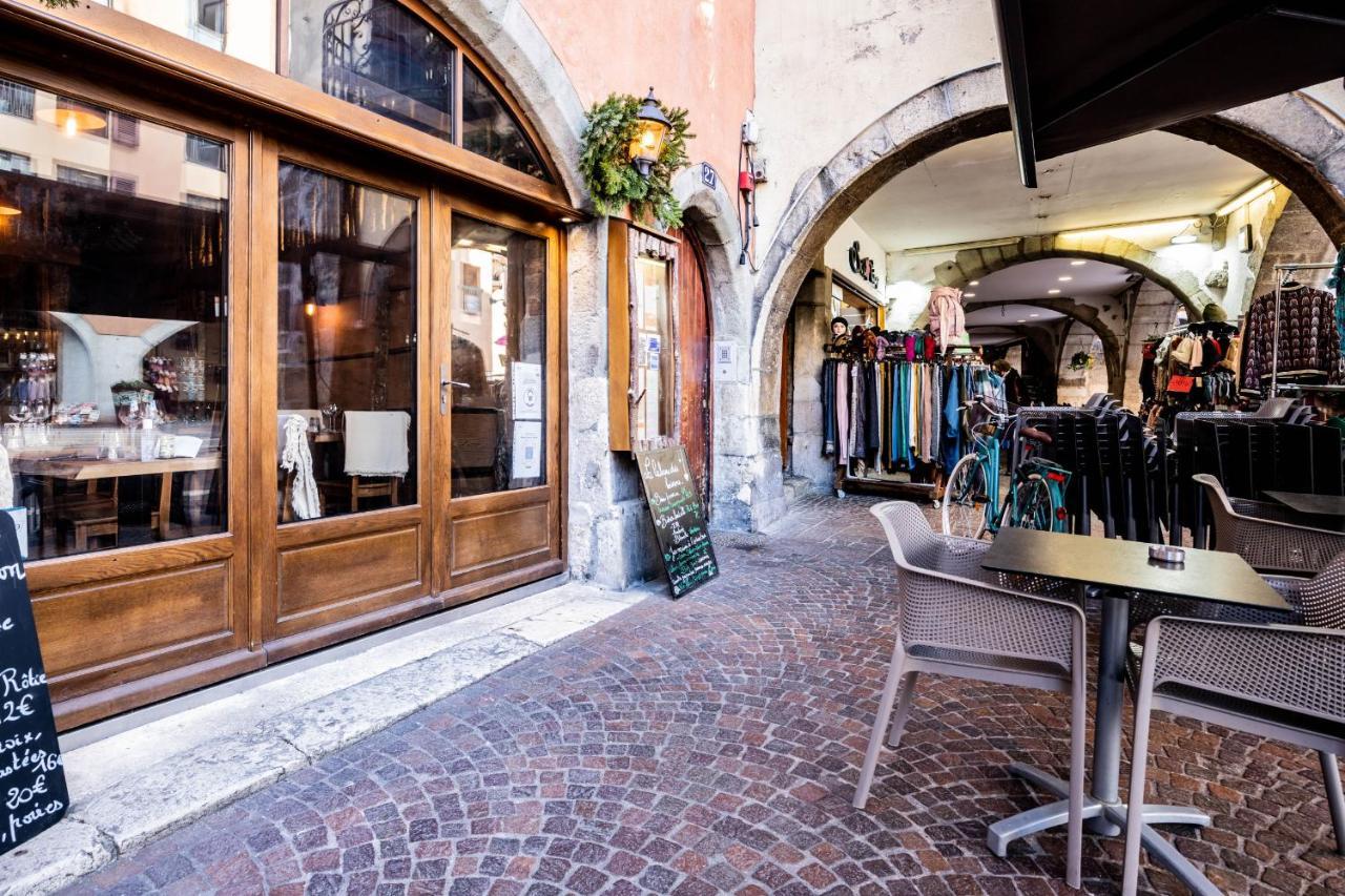 Night Desires Vieille Ville Annecy Charmant อานซี ภายนอก รูปภาพ